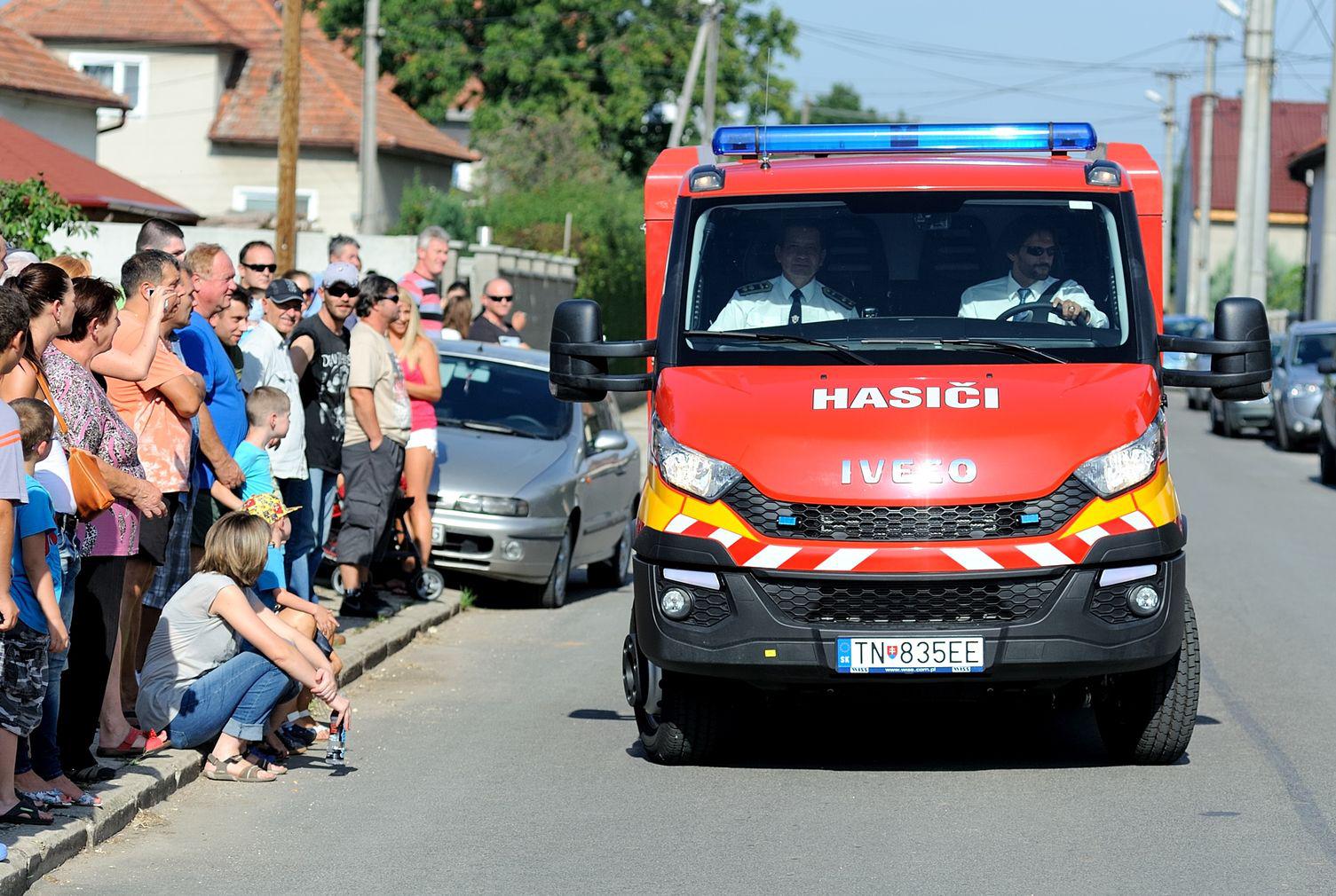 Fotogaléria Odovzdávanie hasičského vozidla 28.8.2015 (23) Odovzdávanie hasičského vozidla 28.8.2015